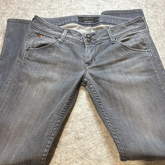 Hudson Straight Leg Jeans with the Classic Pocket Flap, Size 27 - Picture 9 of 15